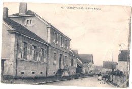 ***  90  ***  GRANDVILLARS  L'école Laique -  TB - Grandvillars