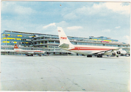 "AEROPORT DE PARIS-ORLY" - La Façade Sur De L'aérogare / Années 70 / Avions - Aéroports De Paris