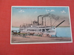 Loading Steamboat On The River  - Kentucky > Louisville    Ref 3048 - Louisville