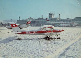 ZÜRICH KLOTEN Flughafen Im Winter Flugzeug - Kloten