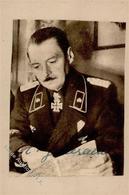 Ritterkreuzträger WK II Strachwitz, Hyazinth Grag Mit Unterschrift Abbildung Aus Zeitung I-II (keine Ak) Journal - Oorlog 1939-45