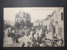 27 - Le Neubourg - CPA - Vue Prise Un Jour De Marché - Cachet Militaire - 1917 - Dumont éditeur , Le Neubourg - TBE - - Le Neubourg