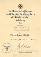 Verleihungsurkunde WK II Eiserne Kreuz 1. Klasse Unterschrift Ritterkreuzträger Höcker, Hanskurt Generalleutnant I-II - Weltkrieg 1939-45