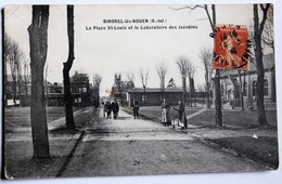CPA 76 Bihorel Lès Rouen Place Saint Louis Laboratoire Des Jacobins Animé Personnages - Bihorel