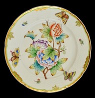 Herendi Viktória Mintát Utánzó Thun Czechoslovakia Porcelán Tányér. Kézzel Festett, Jelzett, Hibátlan. D: 24 Cm - Andere & Zonder Classificatie