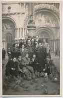 Cca 1930 A Budapesti Labdarúgó Alszövetség (BLASZ) Válogatott Velencében, Fotólap. - Altri & Non Classificati
