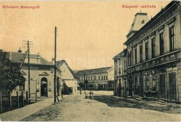 T2/T3 Hátszeg, Wallenthal, Hateg; Központi Szálloda, B. Popovits üzlete. W. L. 1713. / Hotel, Shops (fa) - Zonder Classificatie