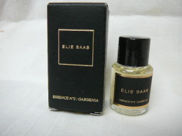 ELIE SAAB" GARDENIA" RARE   MINI ESSENCE DE PARFUM  5 ML  LIRE ET VOIR!! - Miniatures Femmes (avec Boite)