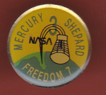 53516-  Pin's-Nasa.Espace.fusée.mercury Shepard.freedom 7.. - Spazio