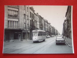 BELGIQUE - BRUXELLES - PHOTO 15 X 10 - TRAM - TRAMWAY - LIGNE  94 - BRABANT - " CINE ELDS - DISCOUNT " - Vervoer (openbaar)