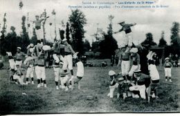N°64449 -cpa Société De Gymnasgtique "les Enfants De St Méen" - Gymnastics