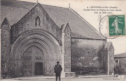 BEAUVOIR-sur-MER - Grande Porte De L'Eglise De Style Romain, Date Du XIVè Siècle - Carte Peu Courante - Beauvoir Sur Mer