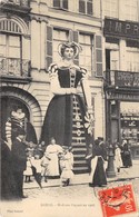 59-DOUAI- MME GAYANT EN 1907 - Douai