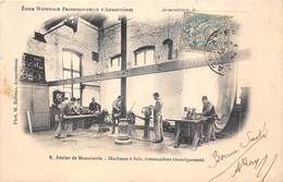 59-ARMENTIERES- ECOLE PROFESSIONNELLE , ATELIER DE MENUISERIE, MACHINE A BOIS, COMMANDEES ELECTRIQUEMENT - Armentieres