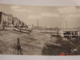 C.P.A. Paimboeuf (44) - Les Quais - Café De La Loire - 1950 - SUP (AS 47) - Paimboeuf