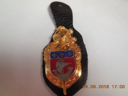 INSIGNE GARDE REPUBLICAINE Ecu Et Cuirasse Gendarmerie...ARTHUS BERTRAND PARIS....E.C - Police & Gendarmerie