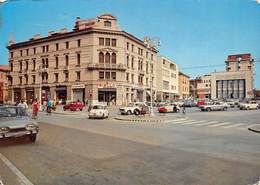 08420 "PORDENONE - PIAZZA XX SETTEMBRE"  ANIMATA, AUTO '60.  CART SPED 1972 - Pordenone