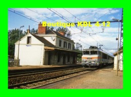 AL 207 - Train - Loco BB 22200 Passant En Gare - JOUY - Eure Et Loir - SNCF - Jouy