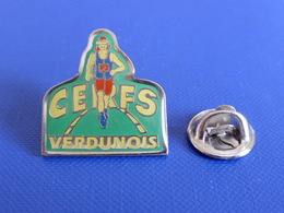 Pin's Cerfs Verdunois - Verdun - Course à Pied Athlétisme (PE70) - Leichtathletik