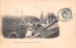 Laon         02      Montée Du Funiculaire     ( Voir Scan) - Laon