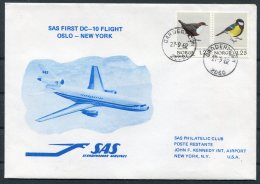 1982 Norway USA SAS First Flight Cover. Oslo - New York. Birds Booklet Pair - Cartas & Documentos