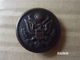 US WWII Bouton 28 Mm Fabricant SCOVILLE MFG Co WATERBURY - Buttons