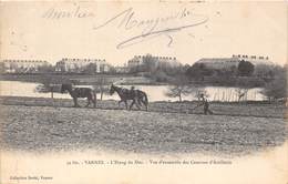 56-VANNES-L'ETANG DU DUC, VUE D'ENSEMBLE DES CASERNES D'ARTILLERIE - Vannes