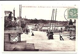 PONT-AUDEMER - Passage à Niveau - Rue Delaquaize - Belle Carte, Animée Vers 1906 - Pont Audemer