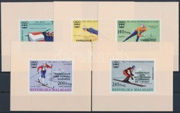 ** 1976 Olimpiai érmesek Vágott Sor Felülnyomással Blokk Formában Mi 802-806 - Sonstige & Ohne Zuordnung