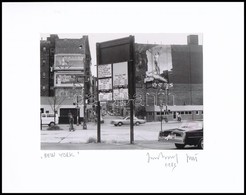 1983 Jankovszky György(1946-): New York, Utcakép, Feliratozva, Aláírt, Pecséttel Jelzett, Kartonra Kasírozva, 12,5x17,5  - Sonstige & Ohne Zuordnung