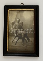 Cca 1914-1918 Katonatiszt Fotója, üvegezett Fa Keretben, 19,5×12 Cm - Ohne Zuordnung