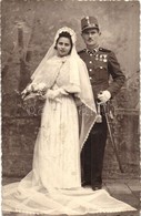 * T2/T3 Honvéd Katona Esküvői Fotója Feleségével / Hungarian Soldier's Wedding Photo With His Wife. Photo (EK) - Non Classificati