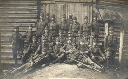 T2/T3 1918 Cs. és Kir. 588. Kiképzőcsoport Katonáinak Csoportképe / WWI K.u.K. Div. Ausbildungsgruppe, Soldiers' Group P - Unclassified