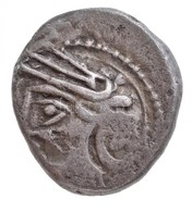 Kelták / Gallia Kr. E. ~II-I. Század Ag Római Quinarius Imitációja (1,91g) T:2-
Celtic Tribes / Gaul 2nd-1st Century BC  - Sin Clasificación