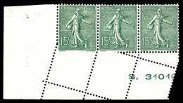 * N°130r, 15c Semeuse, Piquage Oblique Par Pliage Sur Bde De 3 Coin De Feuille Numéroté. TTB (certificat)  Qualité: * - Unused Stamps