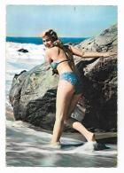 DONNA IN COSTUME - ANNI 60 - VIAGGIATA FG - Femmes