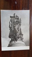 Soldier Monument  - Berlin  - Postcard 1950s  - Military - Treptow