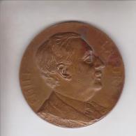Médaille En Bronze - Emile LAPORT - "Les Agents De Change De La Bourse De Bruxelles à Leur Cher Président Et Ami 1932-19 - Professionnels / De Société