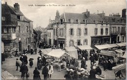 29 - LESNEVEN --  La Place Un Jour De Marché - Lesneven