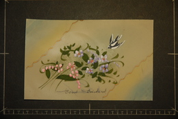 CP, Carte En Celluloid Decoupis Peinte A La Main Hirondelle Fleurs - Cartoline Porcellana