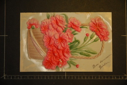 CP, Carte En Celluloid Ajout Decoupi Fleurs Relief  Peinte A La Main - Cartoline Porcellana