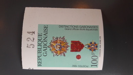 GABON 1992 1993 MEDAL DISTINCTION DISTINCTIONS GRAND OFFICIER OFFICER - IMPERF IMPERFORATE ND NON DENTELE - RARE MNH - Gabon (1960-...)