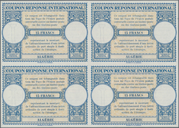 Algerien: 1940s/1950s (approx). International Reply Coupon 15 Francs (London Type) In An Unused Bloc - Briefe U. Dokumente