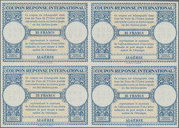 Algerien: 1950s (approx). International Reply Coupon 35 Francs (London Type) In An Unused Block Of 4 - Covers & Documents