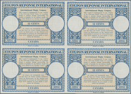 Canada - Ganzsachen: 1947. International Reply Coupon 12 Cents (London Type) In An Unused Block Of 4 - 1953-.... Elizabeth II