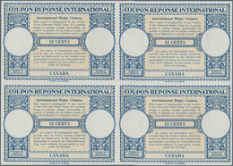 Canada - Ganzsachen: 1947. International Reply Coupon 12 Cents (London Type) In An Unused Block Of 4 - 1953-.... Reign Of Elizabeth II