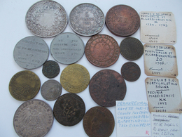 Alle Welt: Eine Sammlung Von 16 Diversen Münzen/Medaillen überwiegend Aus Frankreich Und Portugal. D - Autres & Non Classés