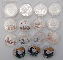 China - Volksrepublik: Lot 18 X 1 OZ Silber Panda Diverse Jahrgänge, Dabei: 1 X 2000, 1 X 2003 Einge - China