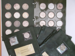 Vereinigte Staaten Von Amerika: Eine Sammlung Von 28 X 1 USD Gedenkmünzen Morgan Dollar (25) / Peace - Andere & Zonder Classificatie