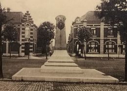 Quiévrain Le Monument Jules Pilot - Quievrain